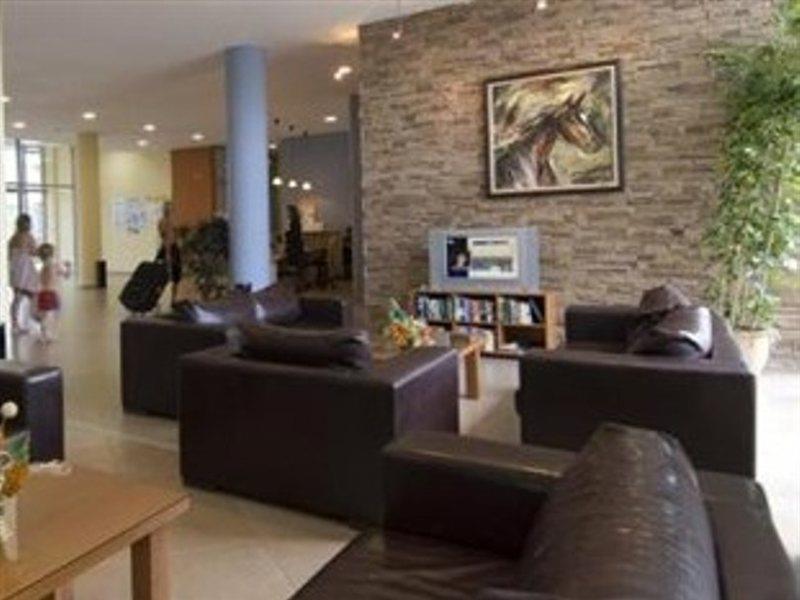 Ivana Palace Hotel - Free Parking Slăntjev Brjag Exteriör bild