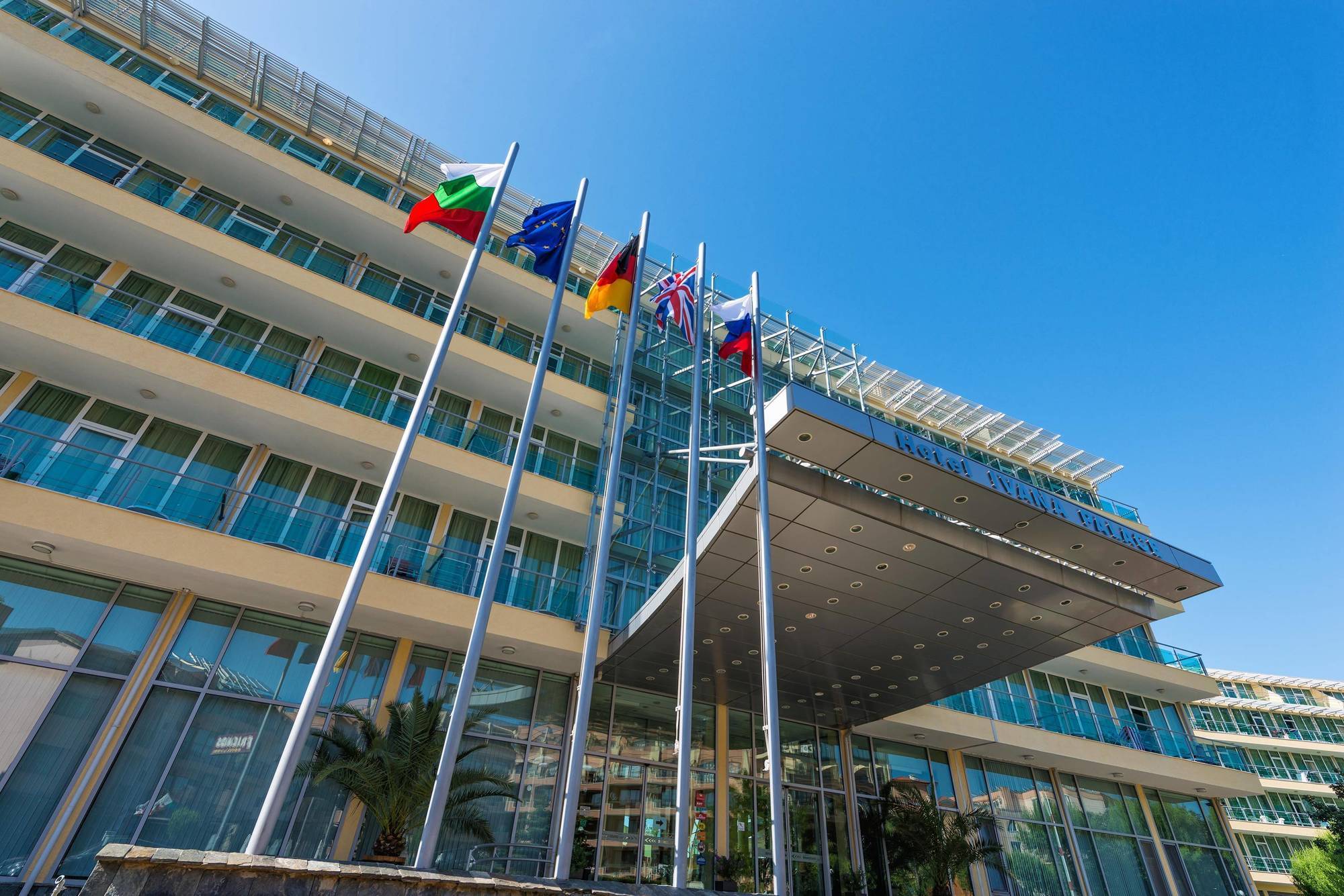 Ivana Palace Hotel - Free Parking Slăntjev Brjag Exteriör bild