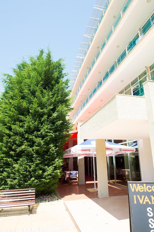 Ivana Palace Hotel - Free Parking Slăntjev Brjag Exteriör bild