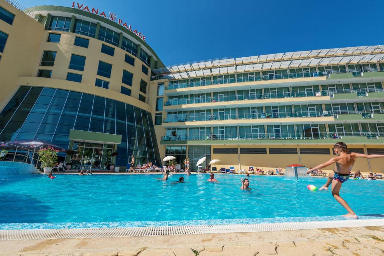 Ivana Palace Hotel - Free Parking Slăntjev Brjag Exteriör bild